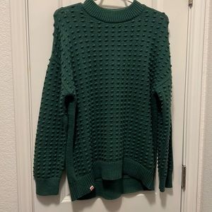 Green sweater size M